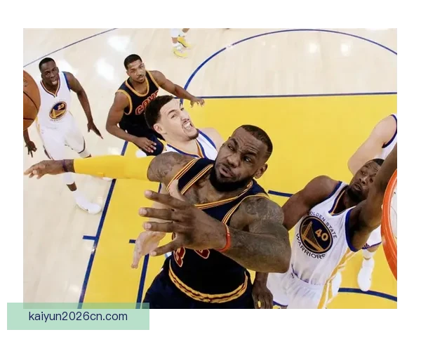 勒布朗复出五战全胜背靠背三双刷新六项纪录达成历史里程碑